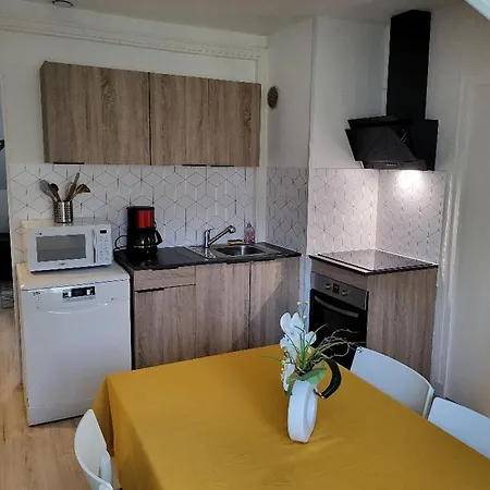 Lumiere , 2-4-6 Personnes Apartment *